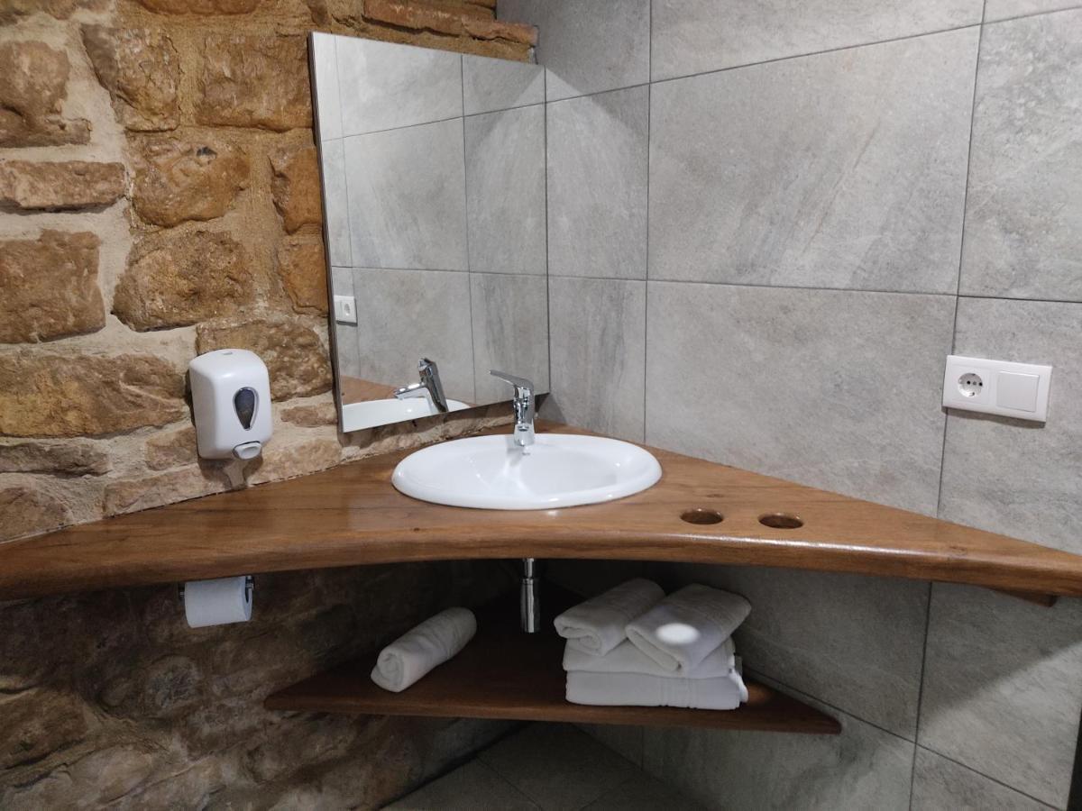 Hostal Suetxe Los Arcos Luaran gambar