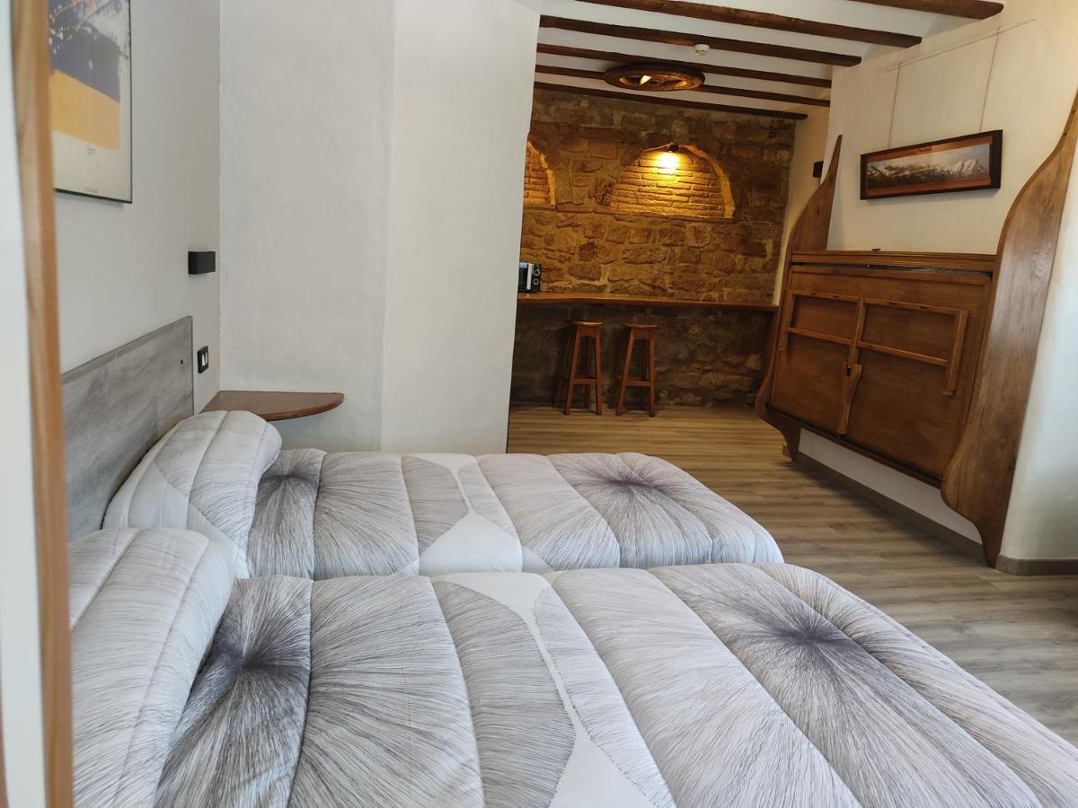 Hostal Suetxe Los Arcos Luaran gambar