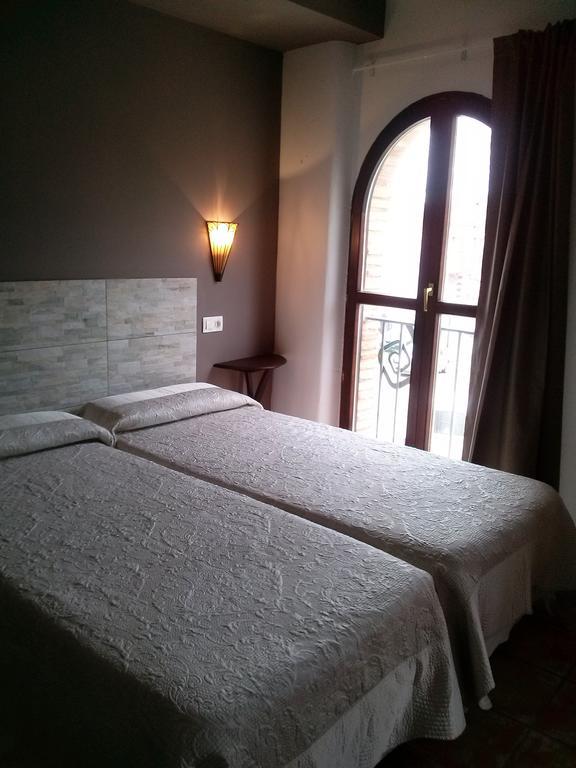 Hostal Suetxe Los Arcos Bilik gambar