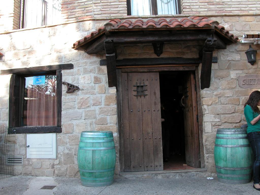 Hostal Suetxe Los Arcos Luaran gambar